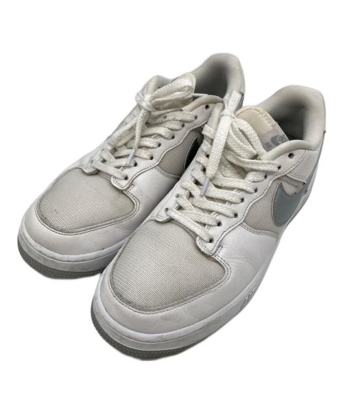 NIKE（ナイキ）NIKE (ナイキ) ローカットスニーカー ホワイト サイズ:26㎝の古着・服飾アイテム