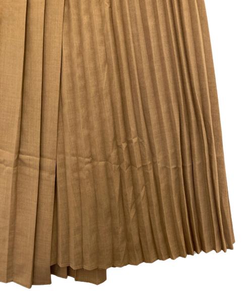 INDIVI（インディヴィ）INDIVI (インディヴィ) アコーディオンプリーツスカート ベージュ サイズ:SIZE40の古着・服飾アイテム