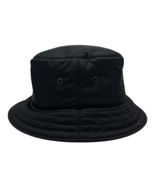 BURBERRY LONDON（バーバリーロンドン）BURBERRY LONDON (バーバリーロンドン) PADDED NYLON BUCKET HAT ブラック 未使用品の古着・服飾アイテム