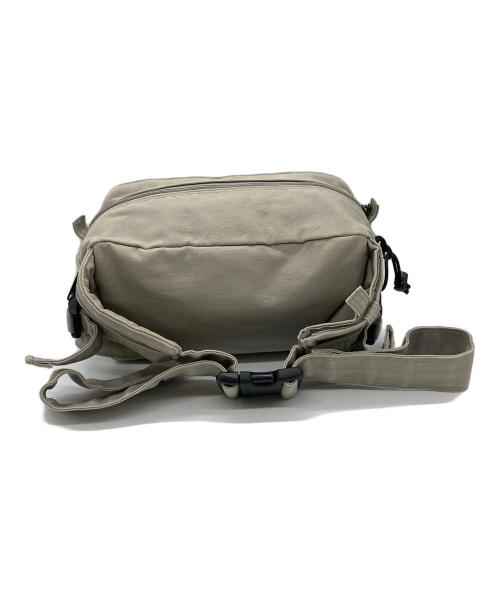 HEAD PORTER（ヘッドポーター）HEAD PORTER (ヘッドポーター) Carhartt WIP (カーハート ワークインプログレス) ボディバッグバッグ グレーの古着・服飾アイテム