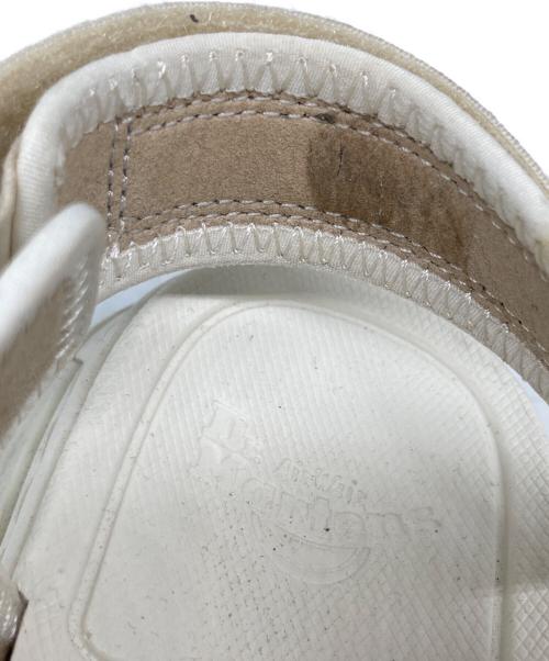Dr.Martens（ドクターマーチン）Dr.Martens (ドクターマーチン) FORSTER SANDAL アイボリー サイズ:24の古着・服飾アイテム