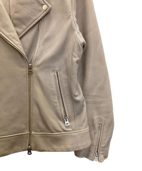 nano・universe（ナノ・ユニバース）nano・universe (ナノ・ユニバース) ラムレザーダブルライダースジャケット ベージュ サイズ:38の古着・服飾アイテム