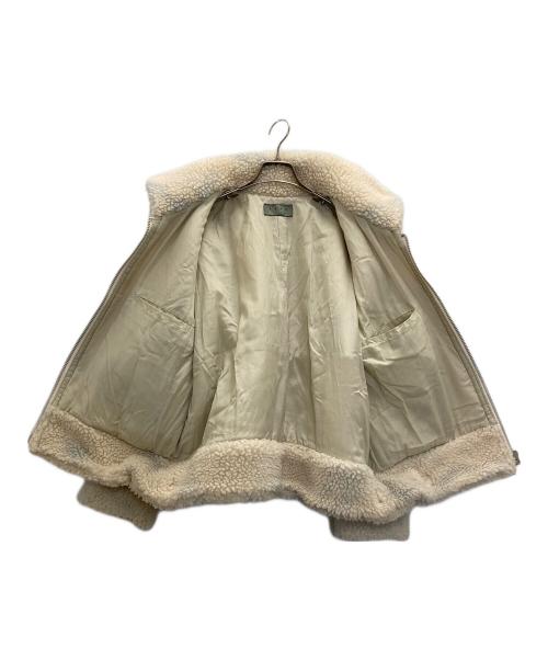KURO（クロ）KURO (クロ) ボアB-3ジャケット アイボリーの古着・服飾アイテム