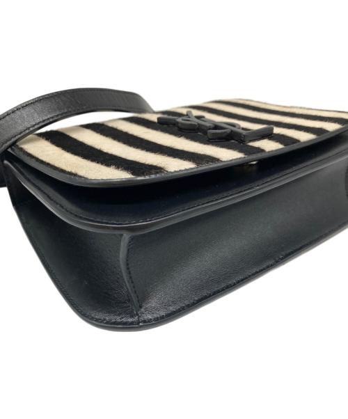 Saint Laurent Paris（サンローランパリ）Saint Laurent Paris (サンローランパリ) ハラコストライプショルダーバッグ ブラック×ホワイトの古着・服飾アイテム