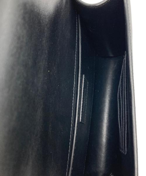 Saint Laurent Paris（サンローランパリ）Saint Laurent Paris (サンローランパリ) ハラコストライプショルダーバッグ ブラック×ホワイトの古着・服飾アイテム