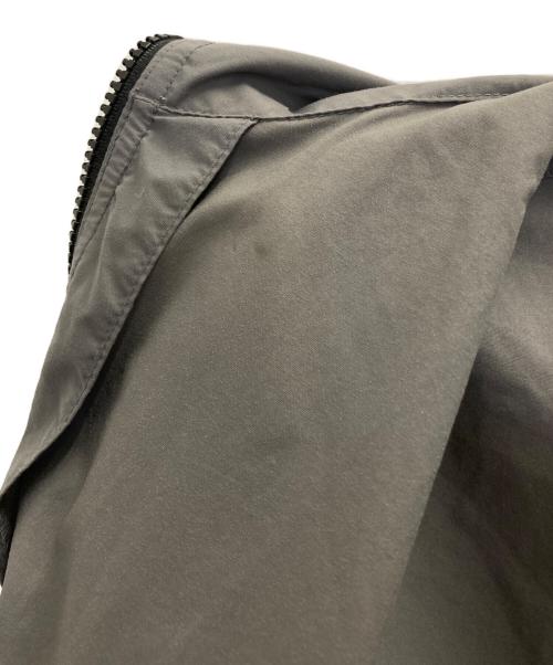 THE NORTH FACE（ザ ノース フェイス）THE NORTH FACE (ザ ノース フェイス) シェルジャケット グレー サイズ:Ｍの古着・服飾アイテム