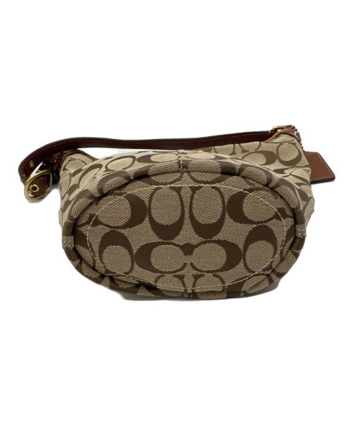COACH（コーチ）COACH (コーチ) シグネチャ―ワンショルダーバッグ ブラウンの古着・服飾アイテム