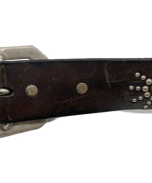 htc（エイチティーシー）HTC (エイチティーシー) スタッズベルト ダークブラウン サイズ:23cmの古着・服飾アイテム