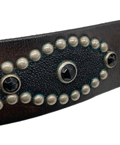 htc（エイチティーシー）HTC (エイチティーシー) スタッズベルト ダークブラウン サイズ:23cmの古着・服飾アイテム