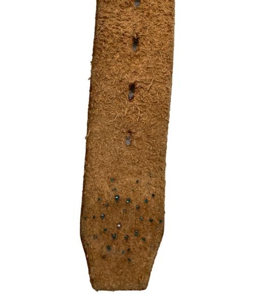 htc（エイチティーシー）HTC (エイチティーシー) スタッズベルト ホワイト サイズ:36の古着・服飾アイテム