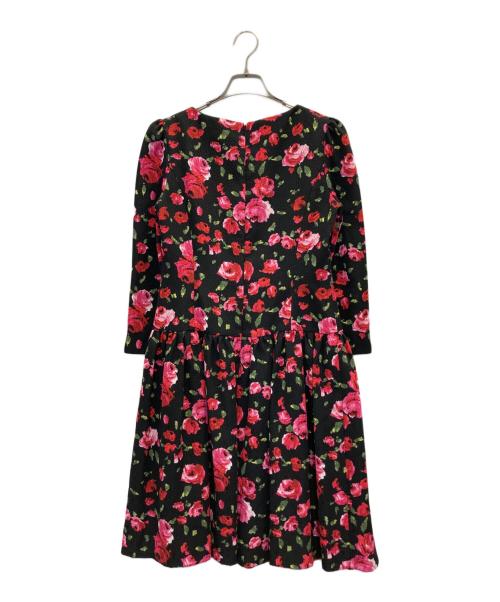 M'S GRACY（エムズグレイシー）M'S GRACY (エムズグレイシー) ベルベットリボン フラワープリント柄ワンピース ブラック サイズ:38の古着・服飾アイテム