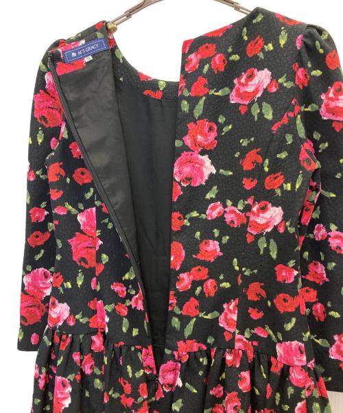 M'S GRACY（エムズグレイシー）M'S GRACY (エムズグレイシー) ベルベットリボン フラワープリント柄ワンピース ブラック サイズ:38の古着・服飾アイテム