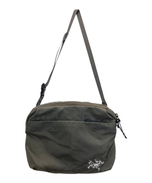 ARC'TERYX（アークテリクス）ARC'TERYX (アークテリクス) heliad 6 crossbody bag ベージュの古着・服飾アイテム