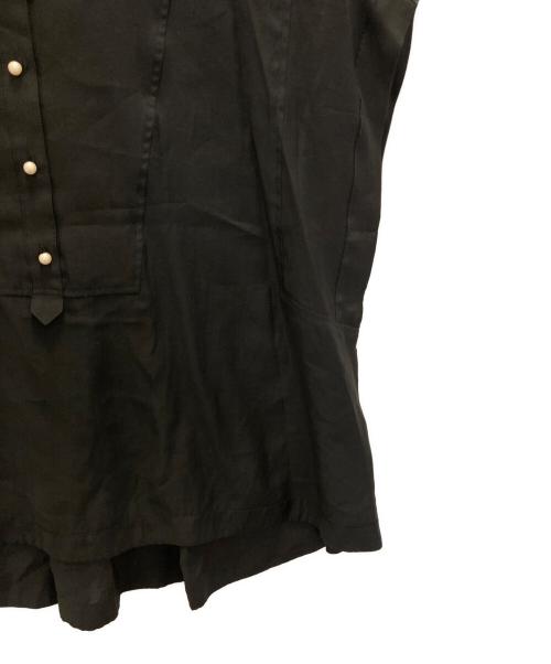 BEARDSLEY（ビアズリー）BEARDSLEY (ビアズリー) パール釦フレンチブラウス ブラック サイズ:FREEの古着・服飾アイテム