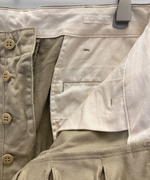 COMOLI（コモリ）COMOLI (コモリ) KHAKI チノパンツ ベージュ サイズ:1の古着・服飾アイテム