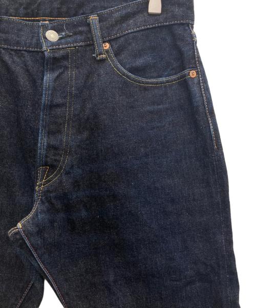 MOMOTARO JEANS（桃太郎ジーンズ）MOMOTARO JEANS (桃太郎ジーンズ) 15.7オンス セルヴィッチ デニム ナローテーパード インディゴ サイズ:83.5cm (W33)の古着・服飾アイテム