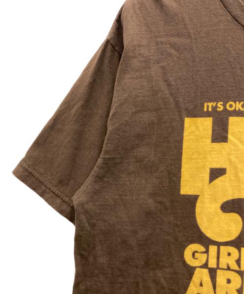 Hysteric Glamour（ヒステリックグラマー）Hysteric Glamour (ヒステリックグラマー) GIRLS ARE CRAZY Tシャツ ブラウン サイズ:Ⅿの古着・服飾アイテム