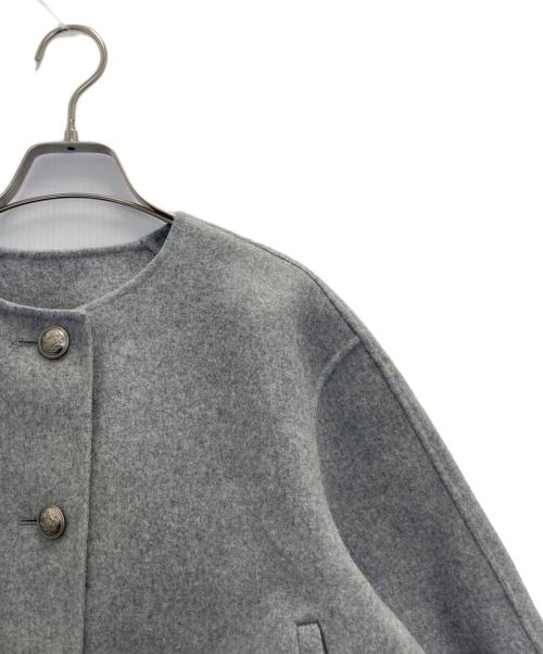 23区（ニジュウサンク）23区 (ニジュウサンク) ウールリバー ノーカラーコート グレー サイズ:32の古着・服飾アイテム