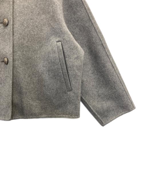 23区（ニジュウサンク）23区 (ニジュウサンク) ウールリバー ノーカラーコート グレー サイズ:32の古着・服飾アイテム