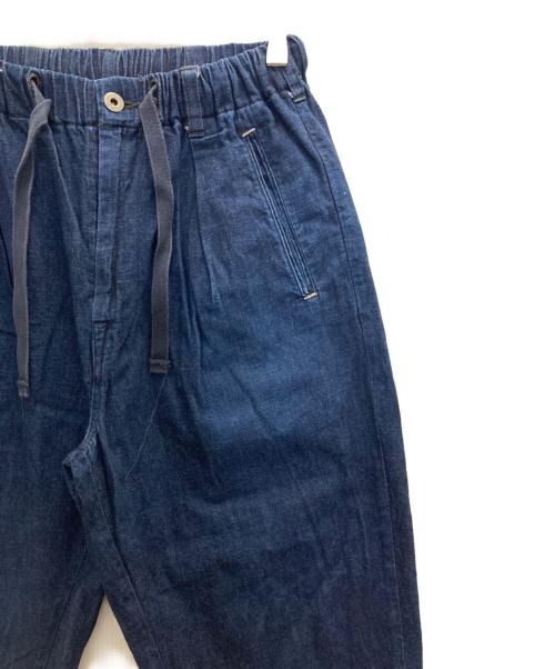 POST O'ALLS（ポストオーバーオールズ）POST O'ALLS (ポストオーバーオールズ) E-Z LAX プリーツイージーデニムパンツ インディゴ サイズ:Sの古着・服飾アイテム