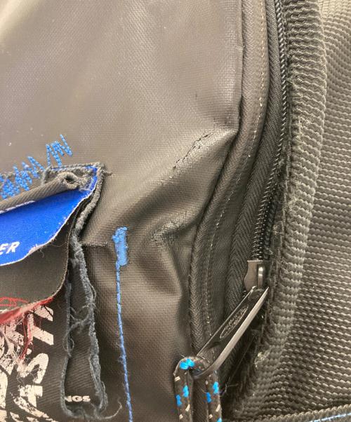 EASTPAK（イーストパック）EASTPAK (イーストパック) ADER error (アーダーエラー) up-down sling 220 ブラックの古着・服飾アイテム