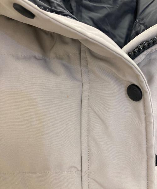 CANADA GOOSE（カナダグース）CANADA GOOSE (カナダグース) MACKENZIE PARKA ベージュ サイズ:Sの古着・服飾アイテム