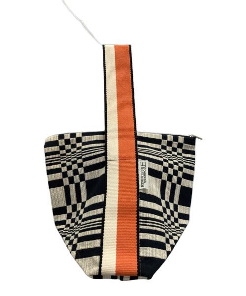 JOHANNA GULLICHSEN（ヨンハナ グリセン）JOHANNA GULLICHSEN (ヨンハナ グリセン) テトラバッグ ベージュ×ブラックの古着・服飾アイテム