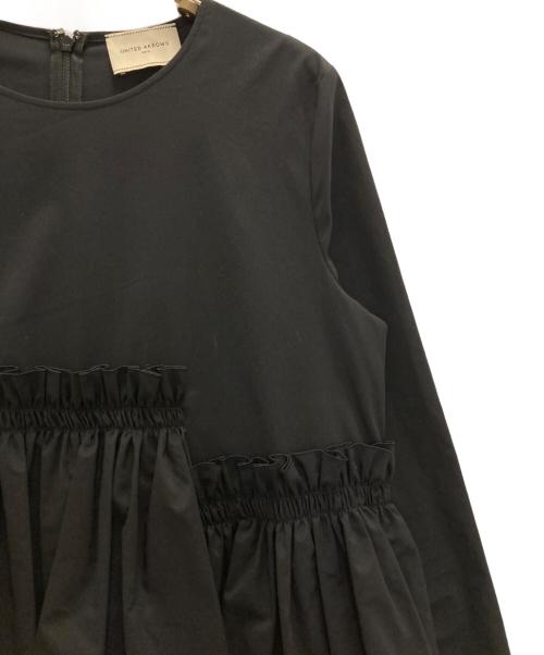 UNITED ARROWS TOKYO（ユナイテッドアローズトウキョウ）UNITED ARROWS TOKYO (ユナイテッドアローズトウキョウ) ティアード ギャザー ロングスリーブ ブラウス ブラック サイズ:表記なしの古着・服飾アイテム