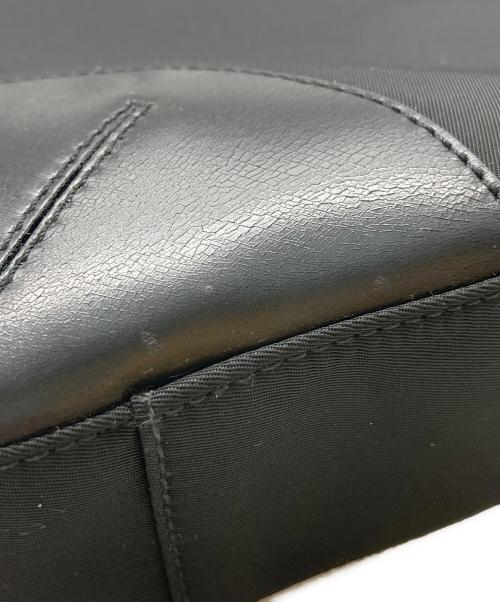 PRADA（プラダ）PRADA (プラダ) 三角ロゴナイロントートバッグ ブラックの古着・服飾アイテム