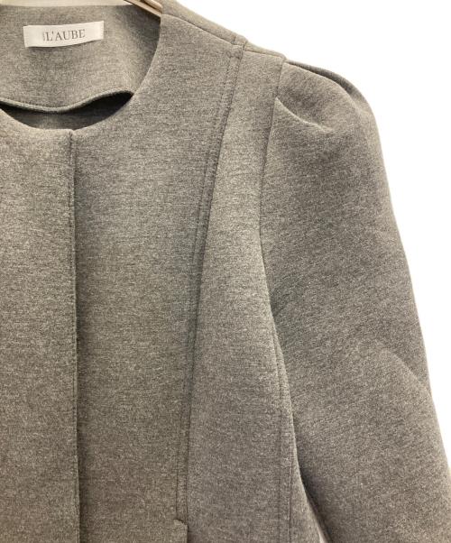 L'AUBE（ローブ）L'AUBE (ローブ) Double Knit Peplum Jacket（ダブルニットペプラムジャケット） グレー サイズ:FREEの古着・服飾アイテム