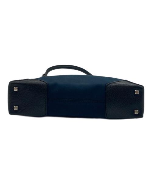 Salvatore Ferragamo（サルヴァトーレ フェラガモ）Salvatore Ferragamo (サルヴァトーレ フェラガモ) ホーボー型ワンショtルダーバッグ ネイビーの古着・服飾アイテム