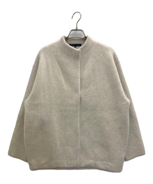 23区（ニジュウサンク）23区 (ニジュウサンク) ラクーンブレンドダブルフェイス ニット アウター ベージュ サイズ:32 未使用品の古着・服飾アイテム
