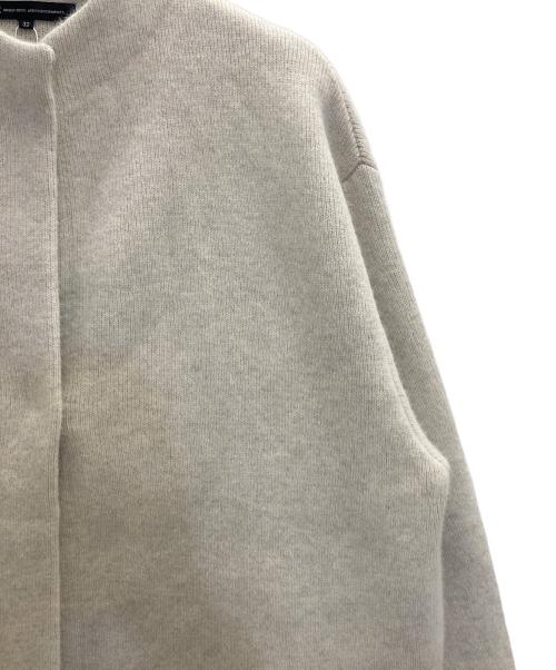 23区（ニジュウサンク）23区 (ニジュウサンク) ラクーンブレンドダブルフェイス ニット アウター ベージュ サイズ:32 未使用品の古着・服飾アイテム