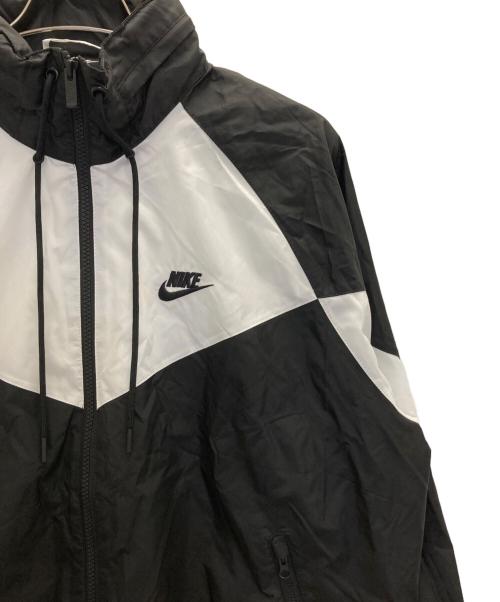 NIKE（ナイキ）NIKE (ナイキ) ウィンドランナー フーデッド ジャケット ホワイト サイズ:Lの古着・服飾アイテム