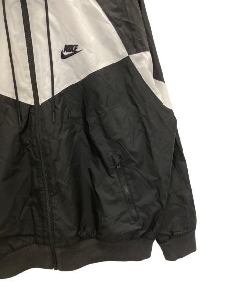 NIKE（ナイキ）NIKE (ナイキ) ウィンドランナー フーデッド ジャケット ホワイト サイズ:Lの古着・服飾アイテム