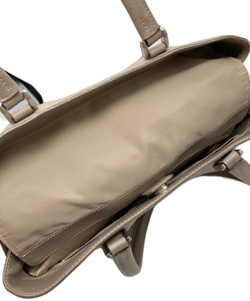 土屋鞄（ツチヤカバン）土屋鞄 (ツチヤカバン) HINON フレームトート ベージュの古着・服飾アイテム