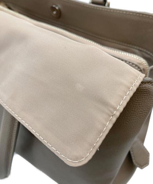 土屋鞄（ツチヤカバン）土屋鞄 (ツチヤカバン) HINON フレームトート ベージュの古着・服飾アイテム