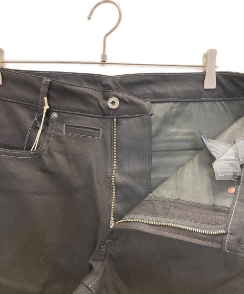 G-STAR RAW（ジースターロゥ）G-STAR RAW (ジースターロゥ) D-STAQ 3D DENIM ブラック サイズ:81cm (W32) 未使用品の古着・服飾アイテム