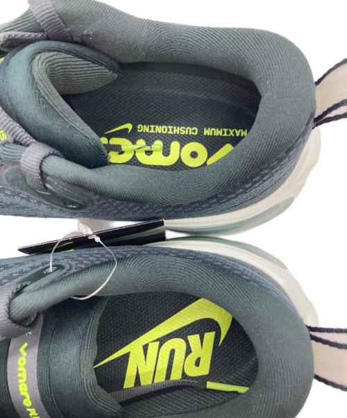 NIKE（ナイキ）NIKE (ナイキ) Vomero Plus/ボメロ プラス グリーン サイズ:SIZE 25.5cmの古着・服飾アイテム