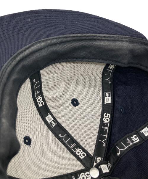 SUPREME（シュプリーム）Supreme (シュプリーム) New Era (ニューエラ) Tonal Box Logo ネイビーの古着・服飾アイテム