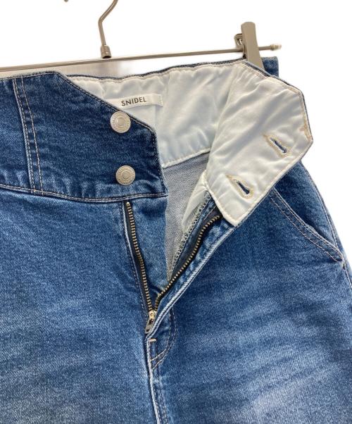 Snidel（スナイデル）Snidel (スナイデル) ハイウエストフレアデニムパンツ ブルー 未使用品の古着・服飾アイテム