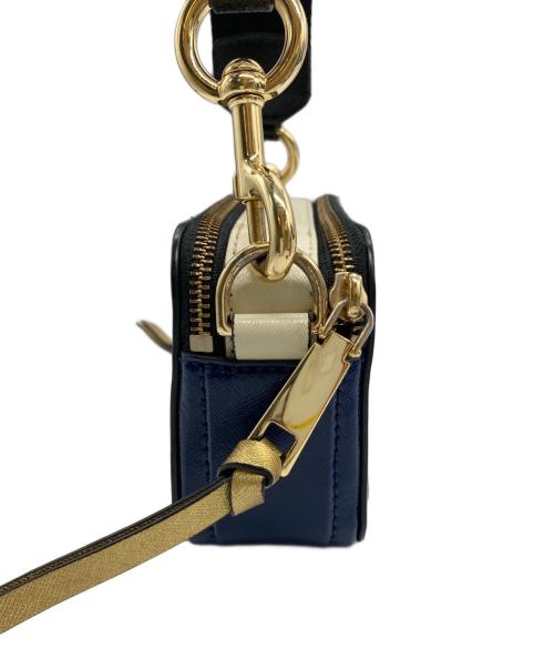 MARC JACOBS（マークジェイコブズ）MARC JACOBS (マークジェイコブズ) カメラバッグ ゴールドの古着・服飾アイテム