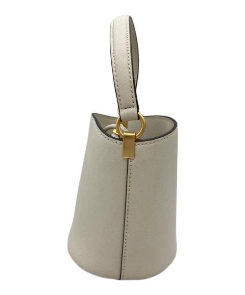 TORY BURCH（トリーバーチ）TORY BURCH (トリーバーチ) Robinson ミニレザーバケツバック ホワイトの古着・服飾アイテム