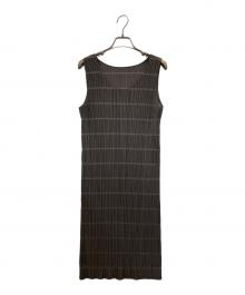 PLEATS PLEASE（プリーツプリーズ）の古着「ノースリーブプリーツワンピース」｜オリーブ
