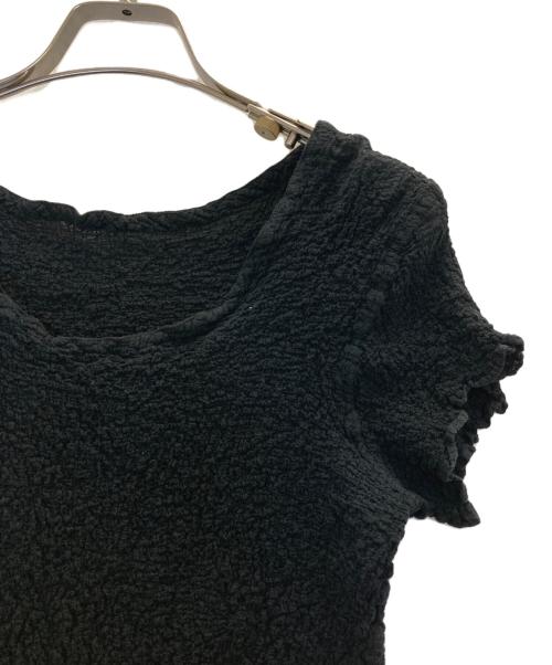 me ISSEY MIYAKE（ミーイッセイ ミヤケ）me ISSEY MIYAKE (ミーイッセイ ミヤケ) プリーツカットソー ブラック サイズ:不明の古着・服飾アイテム