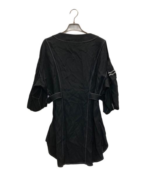 AKIKOAOKI（アキコアオキ）AKIKOAOKI (アキコアオキ) STUDIOUS (ステュディオス) 別注バルーンスリープトップスレーヨンVネックシャツ ブラック サイズ:freeの古着・服飾アイテム