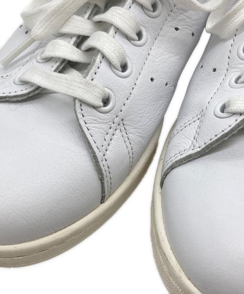 adidas（アディダス）adidas (アディダス) スニーカー ホワイト サイズ:26㎝の古着・服飾アイテム