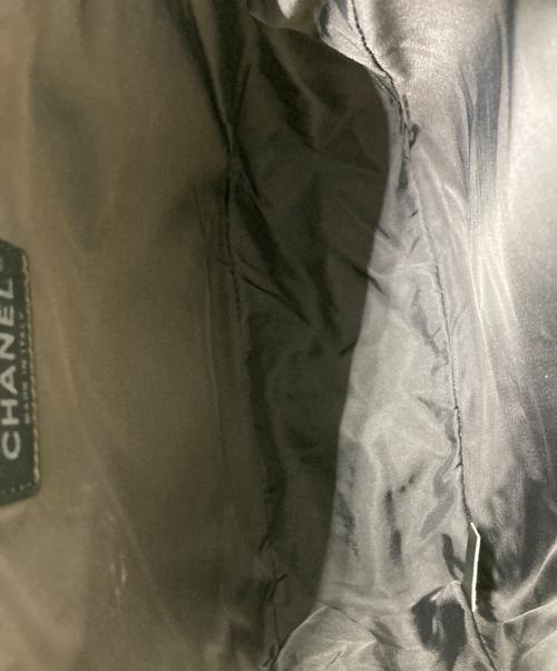 CHANEL（シャネル）CHANEL (シャネル) ショルダーバッグ ブラウンの古着・服飾アイテム