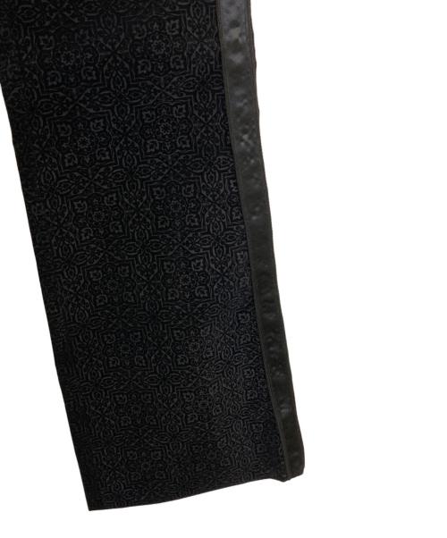 TORNADO MART（トルネードマート）TORNADO MART (トルネードマート) フロッキー加工フレアパンツ ブラック サイズ:Lの古着・服飾アイテム