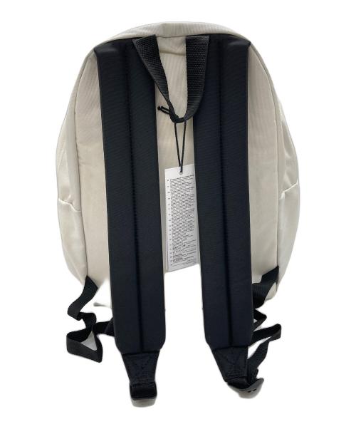 EASTPAK（イーストパック）EASTPAK (イーストパック) PADDED PAKRb ホワイト 未使用品の古着・服飾アイテム